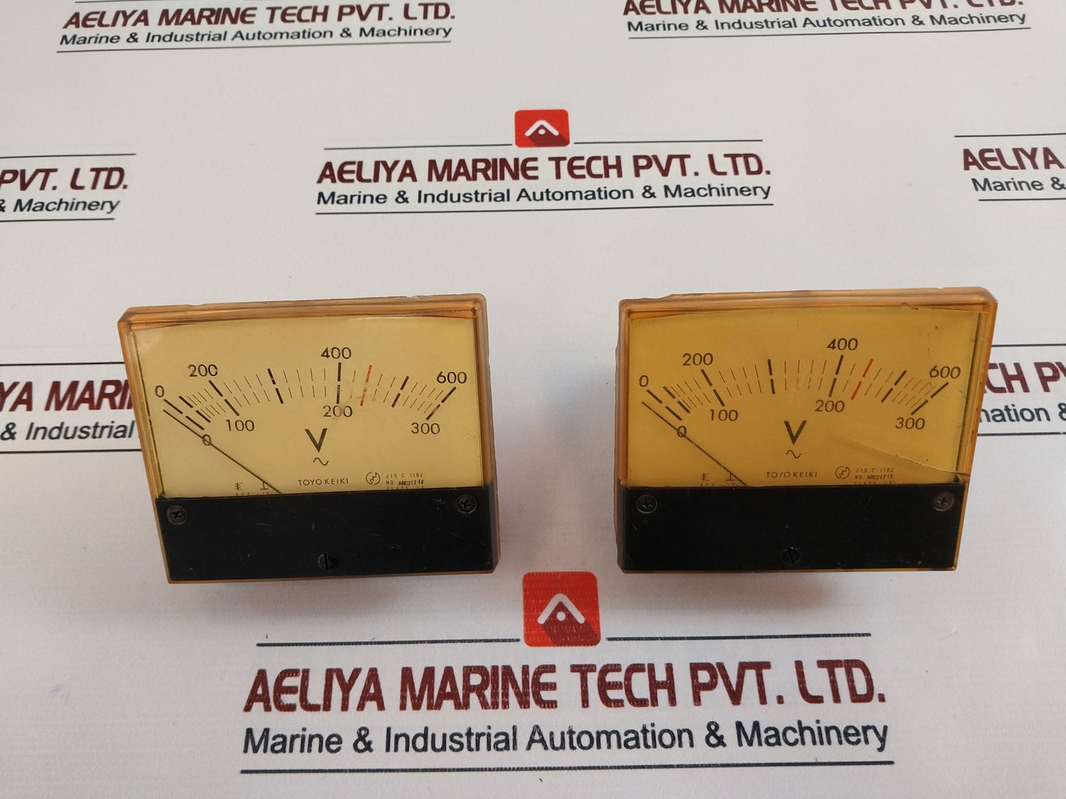 Toyo Keiki Acf-12N Voltmeter 460/210 V