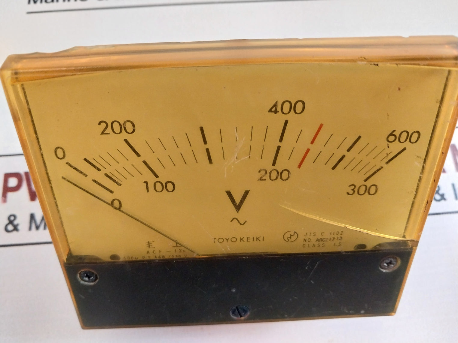Toyo Keiki Acf-12N Voltmeter 460/210 V