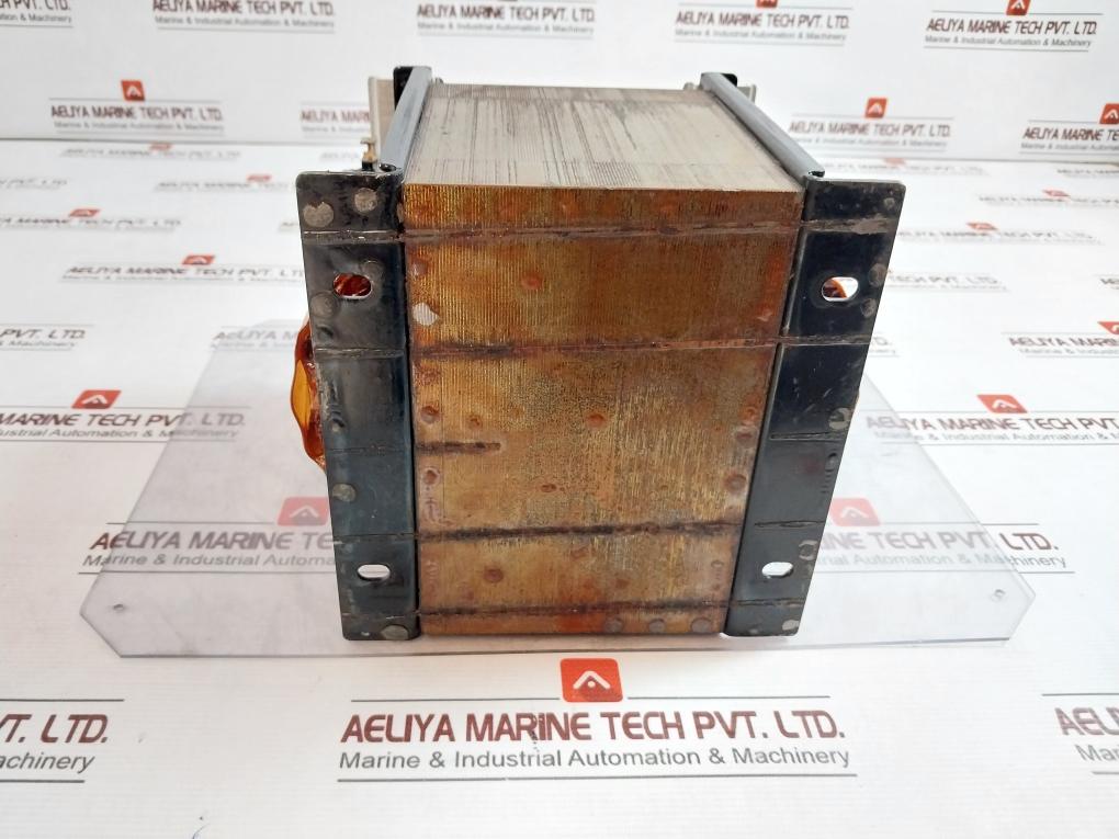 Toyozumi Dengenkiki Uel0240-047033-06M Transformer 2.4Kva 50/60Hz 0-240V