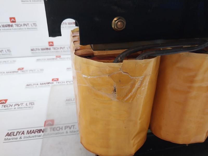 Toyozumi Uet0866-047044-09S Industrial Transformer 8660Va 50/60Hz 20C 25A 550V