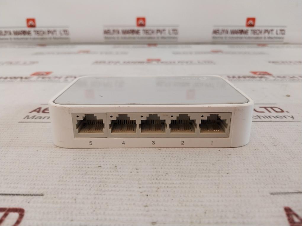 Tp-link Tl-sf1005D 5-port Bureau Interrupteur 5V 0.6A 10/100Mbps