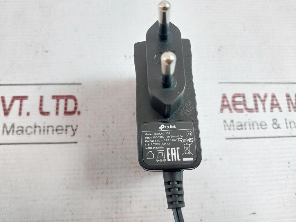 Tp-link Tl-sg108 8-port Gigabit Desktop Switch 10/100/1000Mbps 100–240V