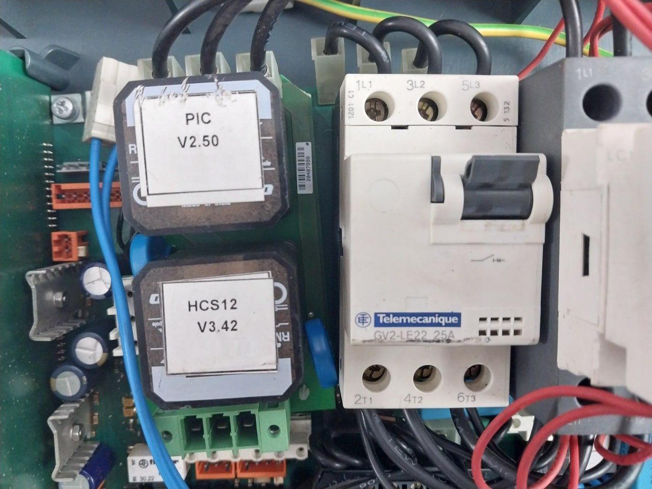 Tq Systems 175 727.0405A Controller Box Gv2-le22 25A Rev: 301 V3.42