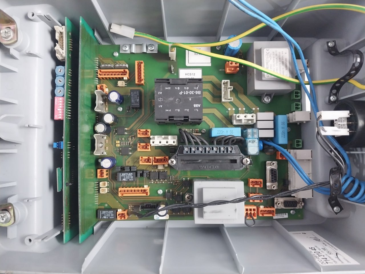 Tq Systems 175 728.0100 Controller Box B6-30-01-p V2.40 71927045-2.300