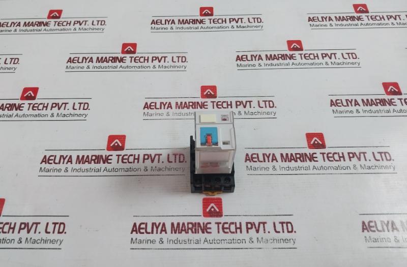 Tracon Rt11 Industrial Power Relay With Socket Base 10A-250Vac 240Vac