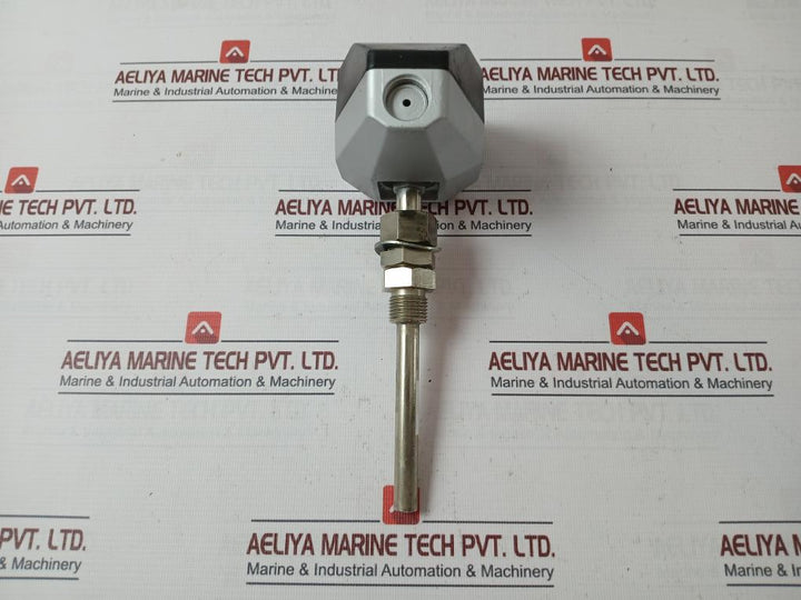 Trafag 471.2331 Temperature Switch 250V Ac/Dc 10A