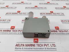 Trafag 8202.76.2210 Pressure Transmitter 12-34Vdc Ip65