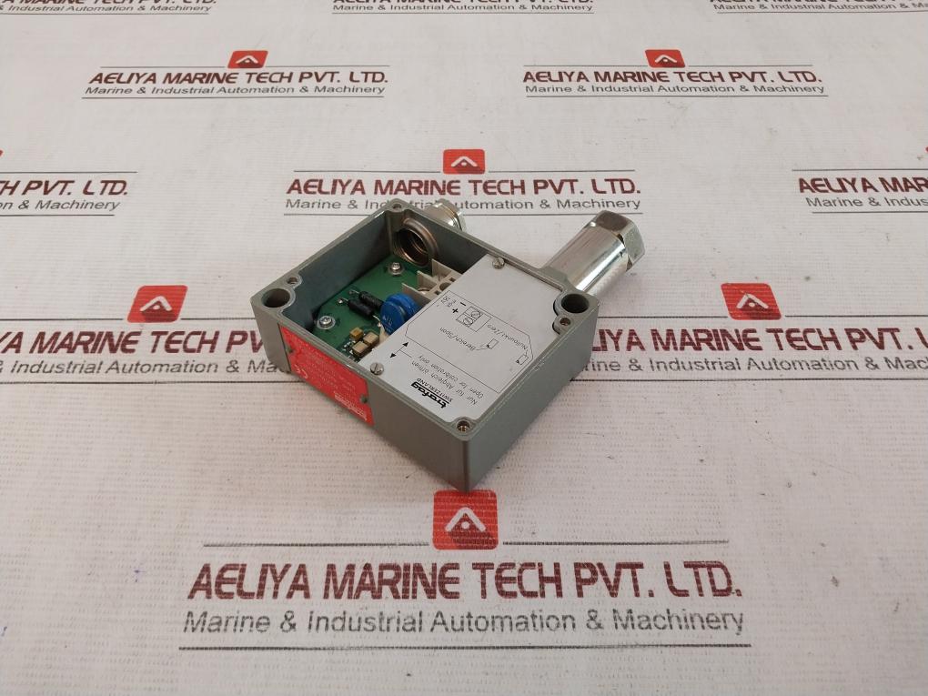 Trafag 8202.79.2210 Pressure Transmitter 0...16 Bar-g 12...34V Dc