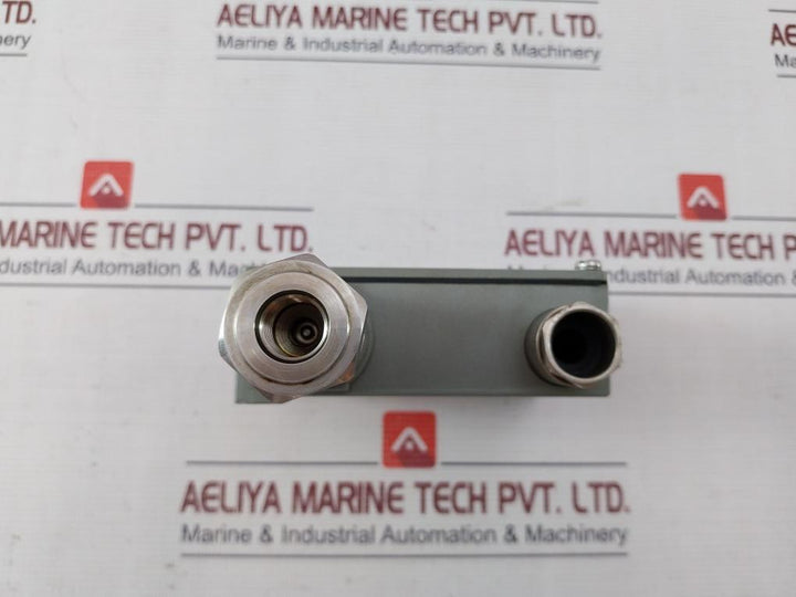 Trafag 8202.79.2210 Pressure Transmitter 12–34 Vdc 4–20 Ma