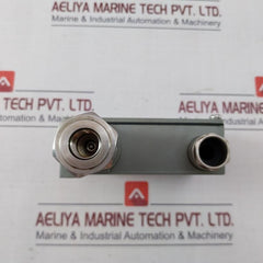 Trafag 8202.79.2210 Pressure Transmitter 12–34 Vdc 4–20 Ma