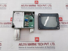 Trafag 8202.79.2210 Pressure Transmitter 12–34 Vdc 4–20 Ma