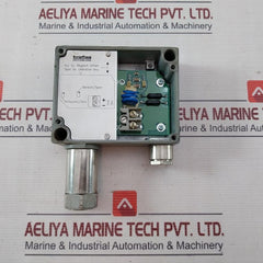 Trafag 8202.79.2210 Pressure Transmitter 12–34 Vdc 4–20 Ma