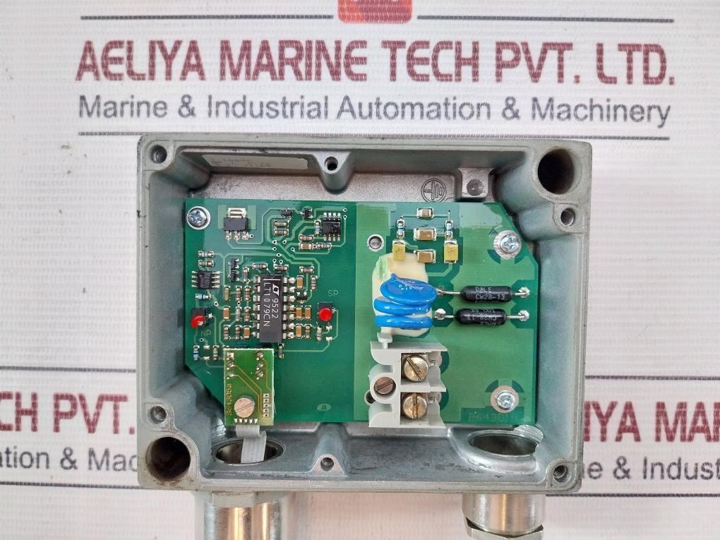 Trafag 8202.79.2210 Pressure Transmitter 12–34 Vdc 4–20 Ma