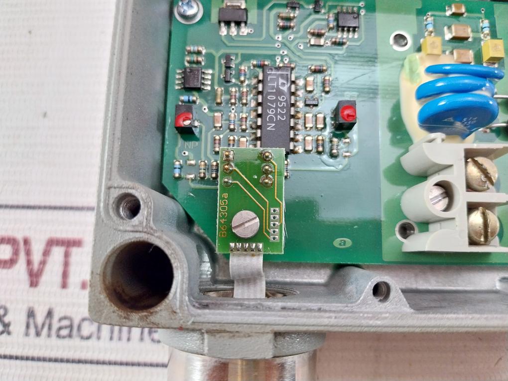 Trafag 8202.79.2210 Pressure Transmitter 12–34 Vdc 4–20 Ma