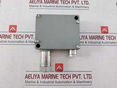 Trafag 8202.79.2210 Pressure Transmitter 12–34 Vdc 4–20 Ma