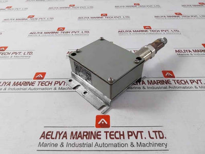 Trafag 8202.84.2210 Pressure Transmitter 0-400Bar-g 0-40Mpa-g 12-32V Dc / 4-20Ma