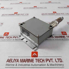 Trafag 8202.84.2210 Pressure Transmitter 0-400Bar-g 0-40Mpa-g 12-32V Dc / 4-20Ma