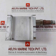 Trafag 8202.84.2210 Pressure Transmitter 0-400Bar-g 0-40Mpa-g 12-32V Dc / 4-20Ma