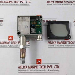 Trafag 8202.84.2210 Pressure Transmitter 0-400Bar-g 0-40Mpa-g 12-32V Dc / 4-20Ma