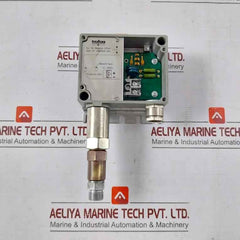 Trafag 8202.84.2210 Pressure Transmitter 0-400Bar-g 0-40Mpa-g 12-32V Dc / 4-20Ma