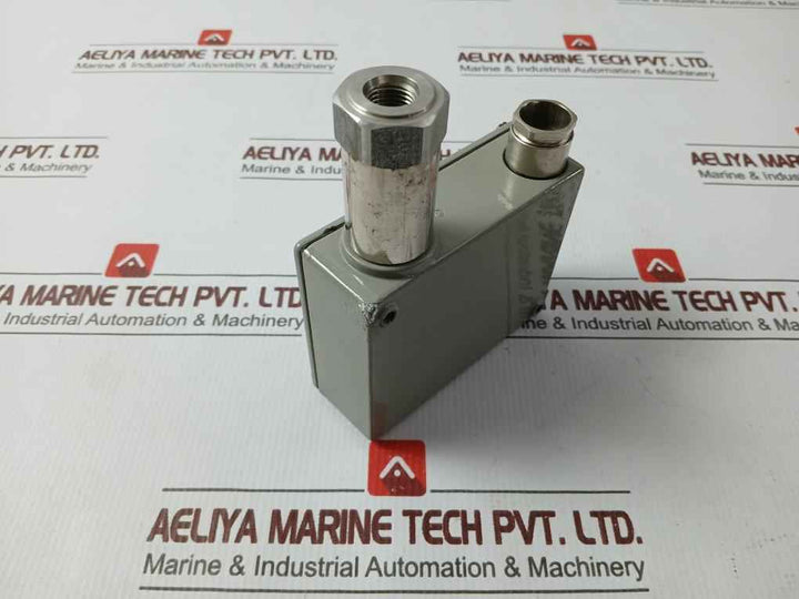 Trafag 8202 Pressure Transmitter 6Bar 0-70°C Ip65 12-34Vdc