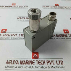 Trafag 8202 Pressure Transmitter 6Bar 0-70°C Ip65 12-34Vdc