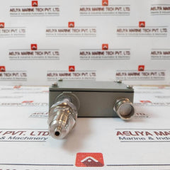 Trafag 8202,78,2210 Pressure Transmitter 0-10 Bar