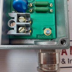 Trafag 8202,78,2210 Pressure Transmitter 0-10 Bar