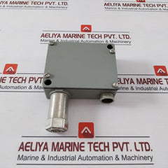 Trafag 8202,80,2210 Pressure Transmitter 12..34V Dc 4..20Ma 94V