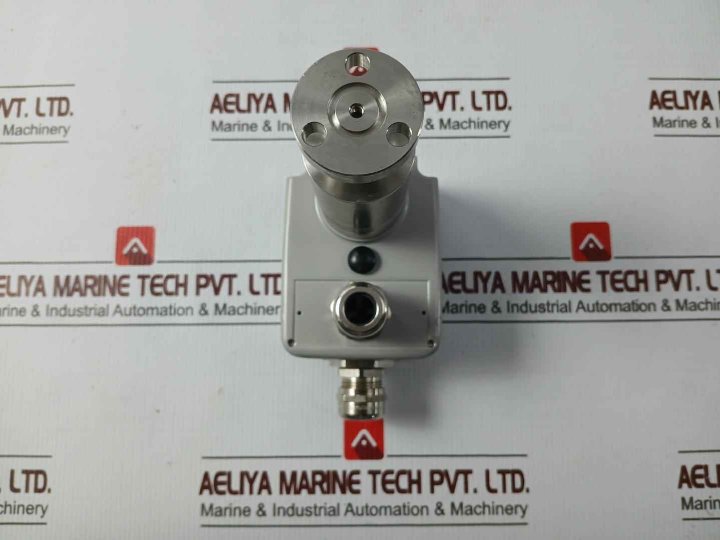 Trafag 8783.20.2200.62 Hybrid Density Sensor Monitor Unit Sf6.100% 10–32 Vdc