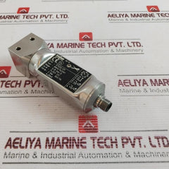 TRAFAG 8864.78.2341 Pressure Transmitter