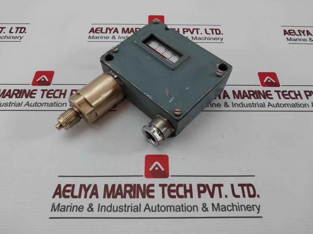 Trafag 900.2376.924 Pressostat For Increasing Pressure 0-4 Bar