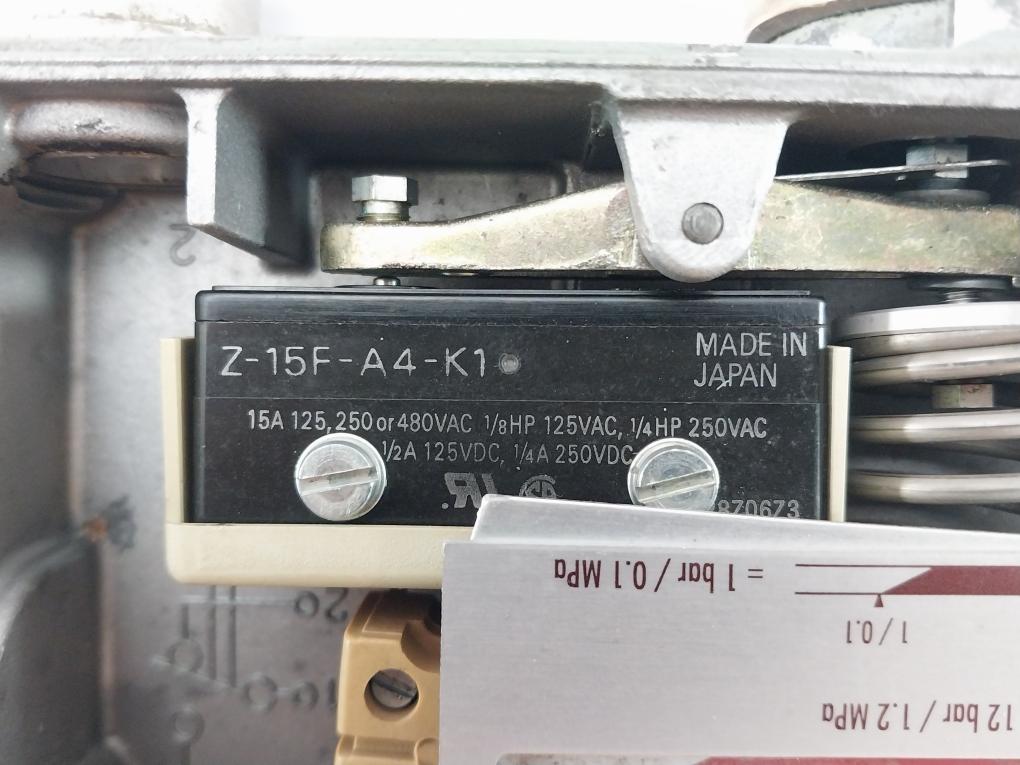 Trafag 900.2376.924 Pressostat For Increasing Pressure 0-4 Bar