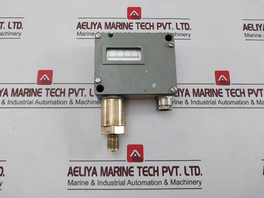 Trafag 900.2376.924 Pressure Switch 0-4 Bar 12 Bar
