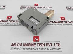 Trafag 900.2376.924 Pressure Switch 0-4 Bar 12 Bar