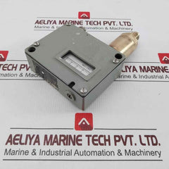 Trafag 900.2376.924 Pressure Switch 0-4 Bar 12 Bar