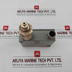 Trafag 900.2376.924 Pressure Switch 0-4 Bar 12 Bar