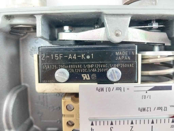 Trafag 900.2376.924 Pressure Switch 0-4 Bar 12 Bar