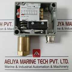 Trafag 900.2377.903 Electromechanical Pressure Switch 0..6 Bar (Kg/Cm2)