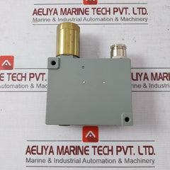 Trafag 900.2377.903 Pressure Switch Z-15F-a4-k1 D74008K 13516Za