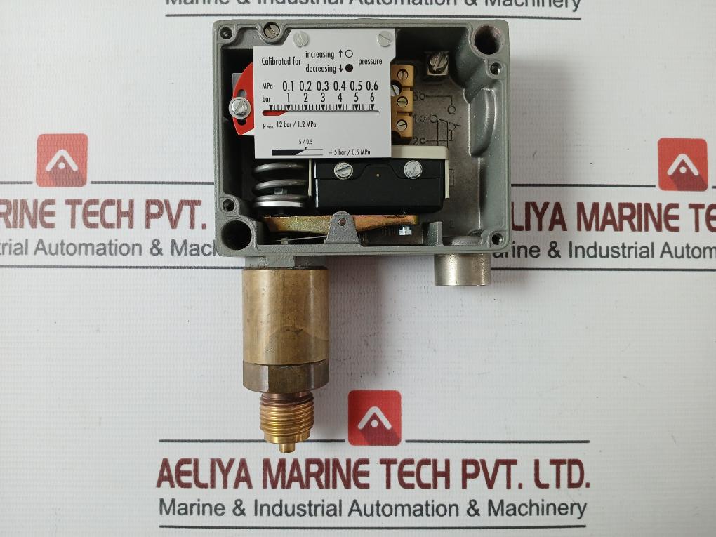 Trafag 900.2377.904 Pressure Switch Ip65 250Vac 10(3)A 24Vdc 2A 12Bar/1,2 Mpa