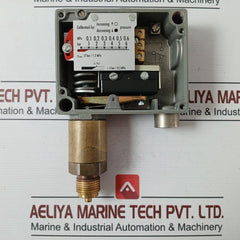 Trafag 900.2377.904 Pressure Switch Ip65 250Vac 10(3)A 24Vdc 2A 12Bar/1,2 Mpa