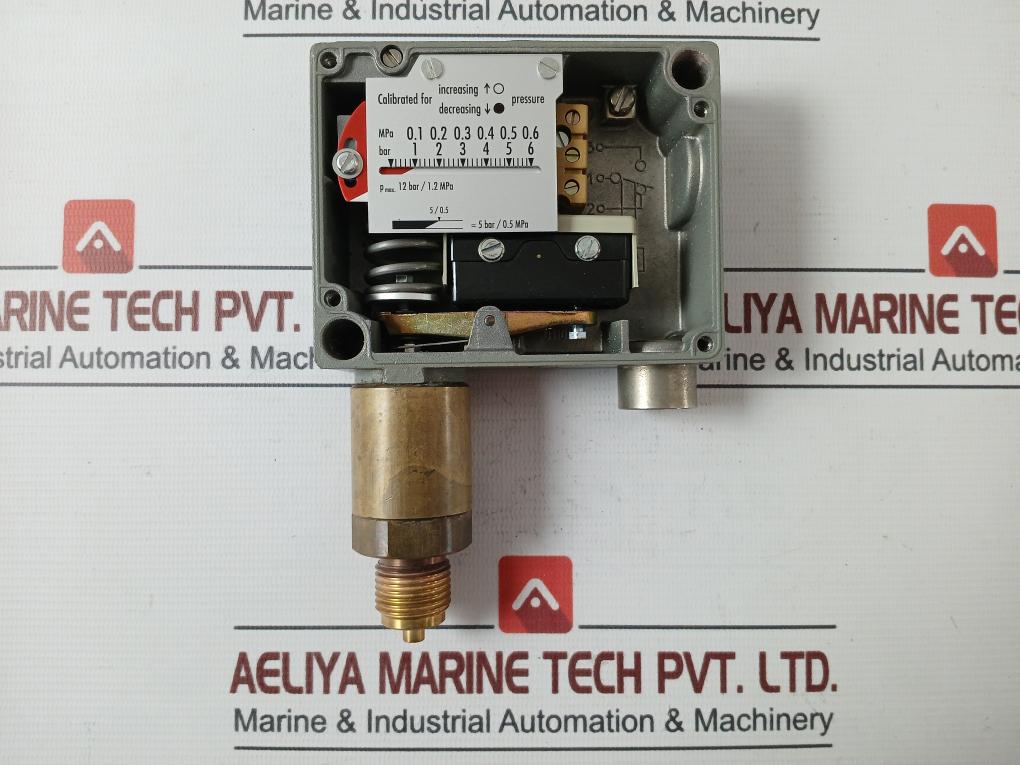 Trafag 900.2377.904 Pressure Switch Ip65 250Vac 10(3)A 24Vdc 2A 12Bar/1,2 Mpa