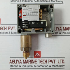 Trafag 900.2377.904 Pressure Switch Ip65 250Vac 10(3)A 24Vdc 2A 12Bar/1,2 Mpa