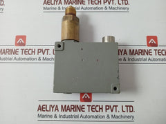 Trafag 900.2377.904 Pressure Switch Ip65 250Vac 10(3)A 24Vdc 2A 12Bar/1,2 Mpa
