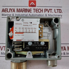 Trafag 904.2377.924 Pressure Switch 5Bar 0.5Mpa 250Vac 30Vdc