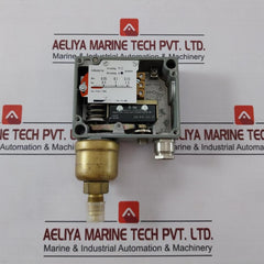 Trafag 941.2373.922 Electromechanical Pressure Switch 0.2...1.6 Bar
