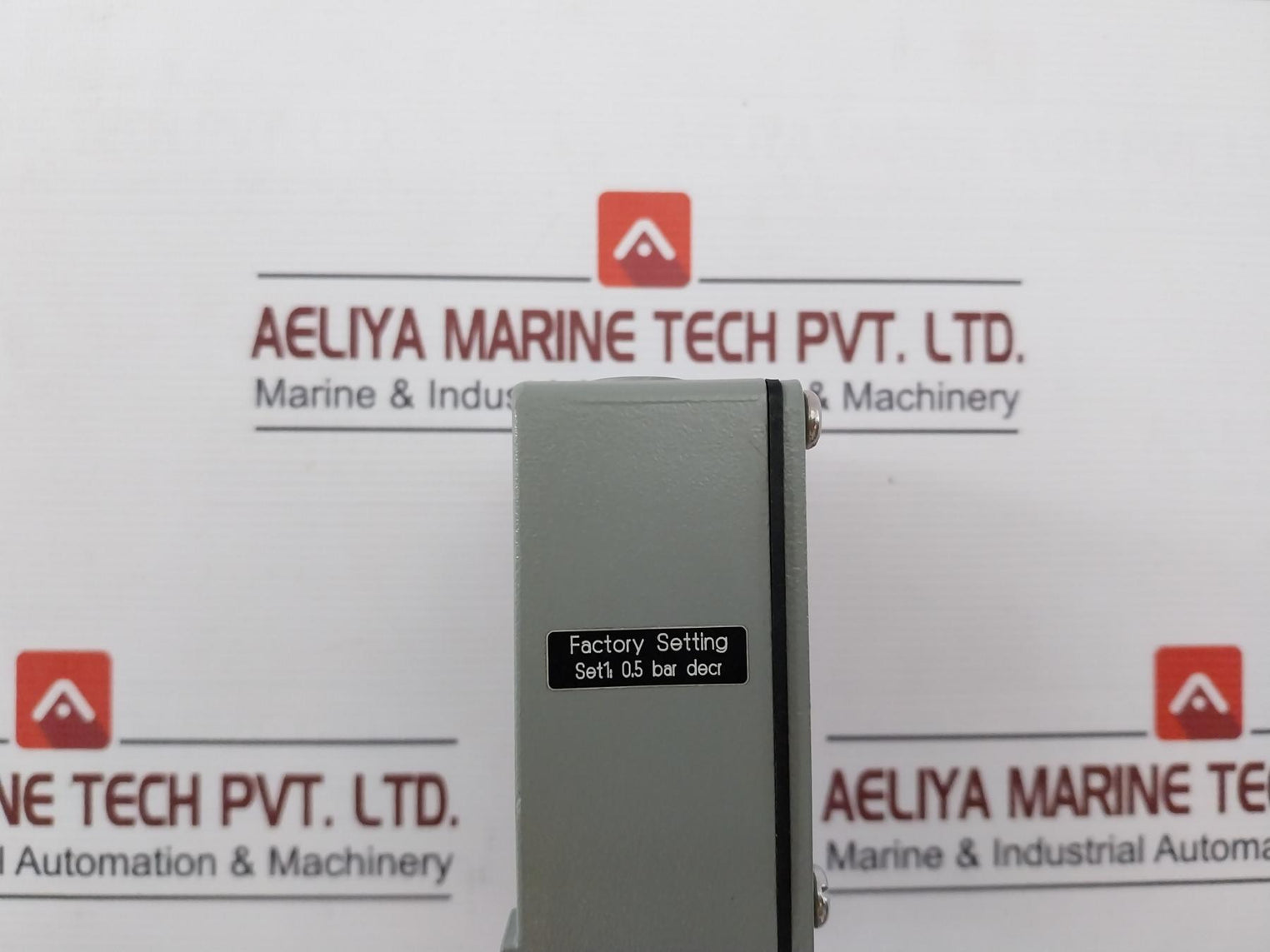 Trafag 941.2373.922 Electromechanical Pressure Switch 0.2...1.6 Bar