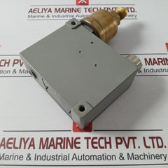 Trafag 941.2373.922 Electromechanical Pressure Switch 0.2…1.6 Bar (Kg/Cm2)