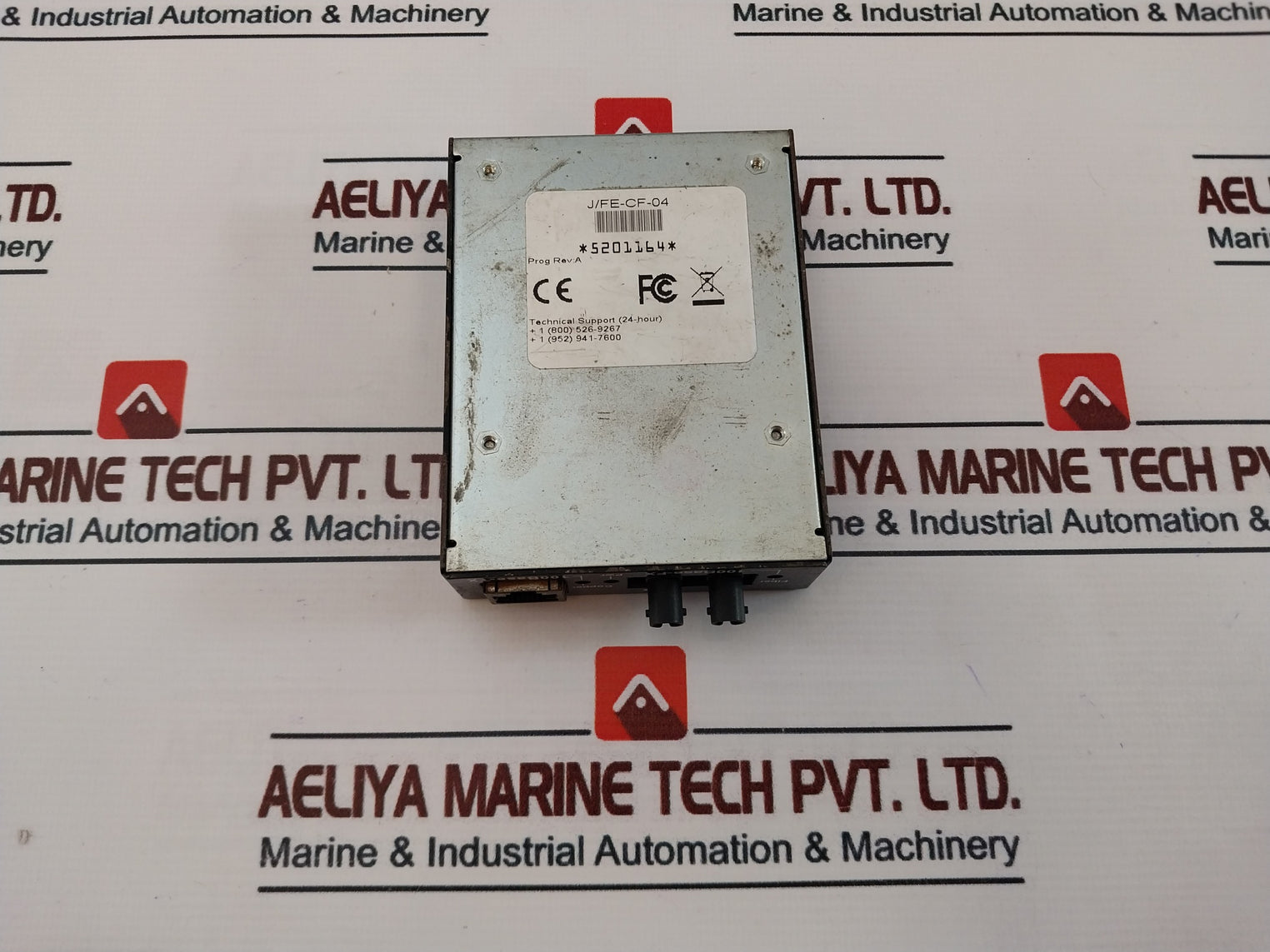 Transition Networks J/Fe-cf-04 Media Converter 100Base-fx To 100Base-tx 12Vdc